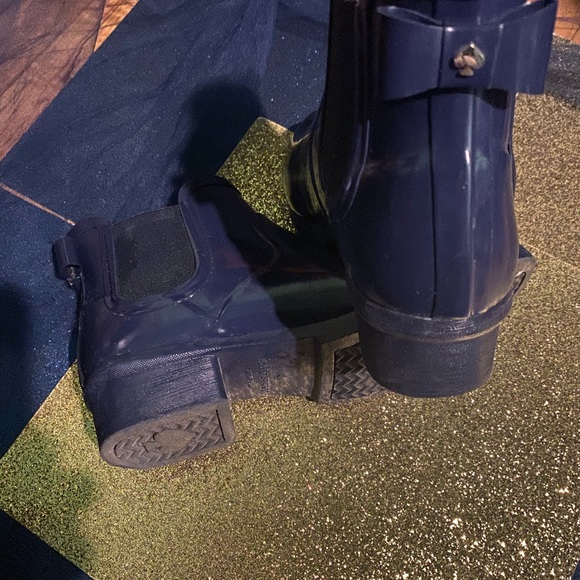 KATE SPADE DEEP NAVY POLKA DOT RAIN ANKLE Boots LUX GUC 1 FLAW - Picture 15 of 15